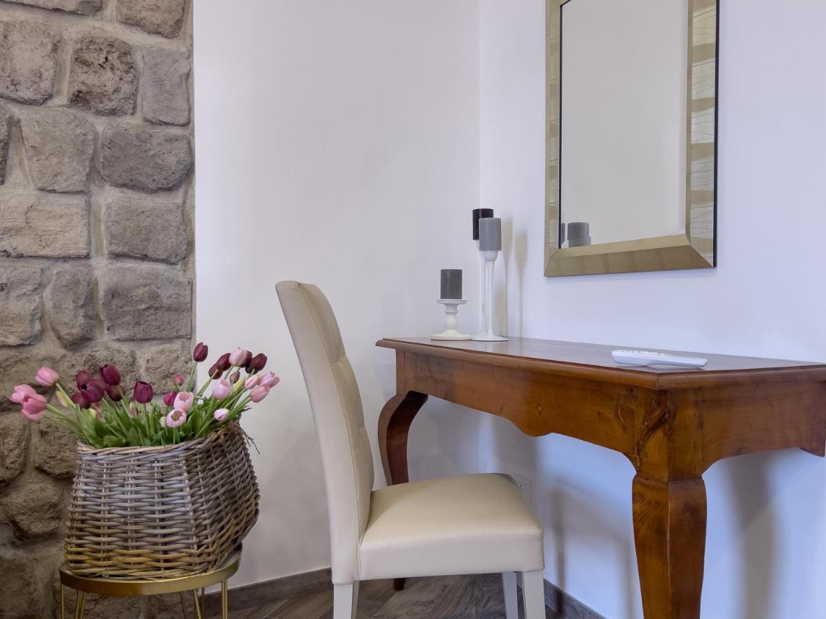 Apartamento Emma Dimore Castellammare di Stabia Exterior foto