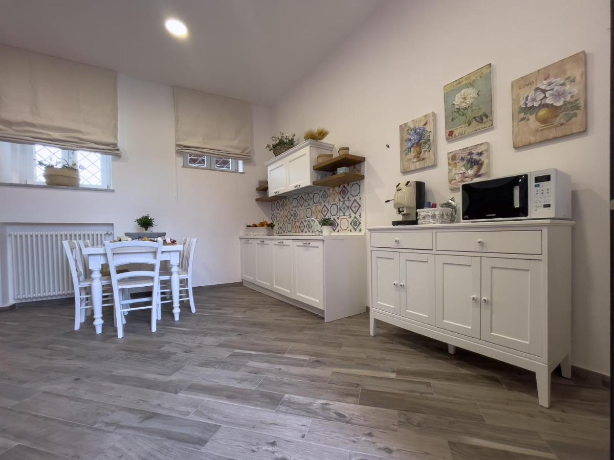 Apartamento Emma Dimore Castellammare di Stabia Exterior foto